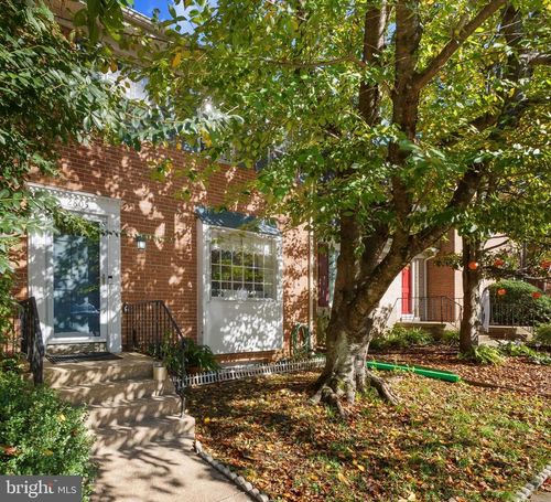2805 Lafora Ct, VIENNA, VA, 22180-7078 | Card Image