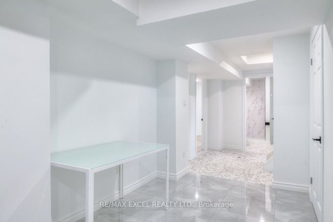 663 Lakeview Ave, House other with 5 bedrooms, 2 bathrooms and 3 parking in Oshawa ON | Image 33