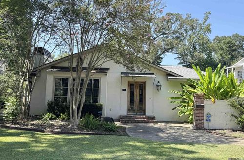 735 Dubois Dr, Baton Rouge, LA, 70808-5027 | Card Image