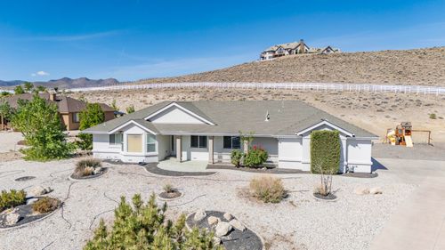 570 Buckskin Dr, Fernley, NV, 89408-7024 | Card Image