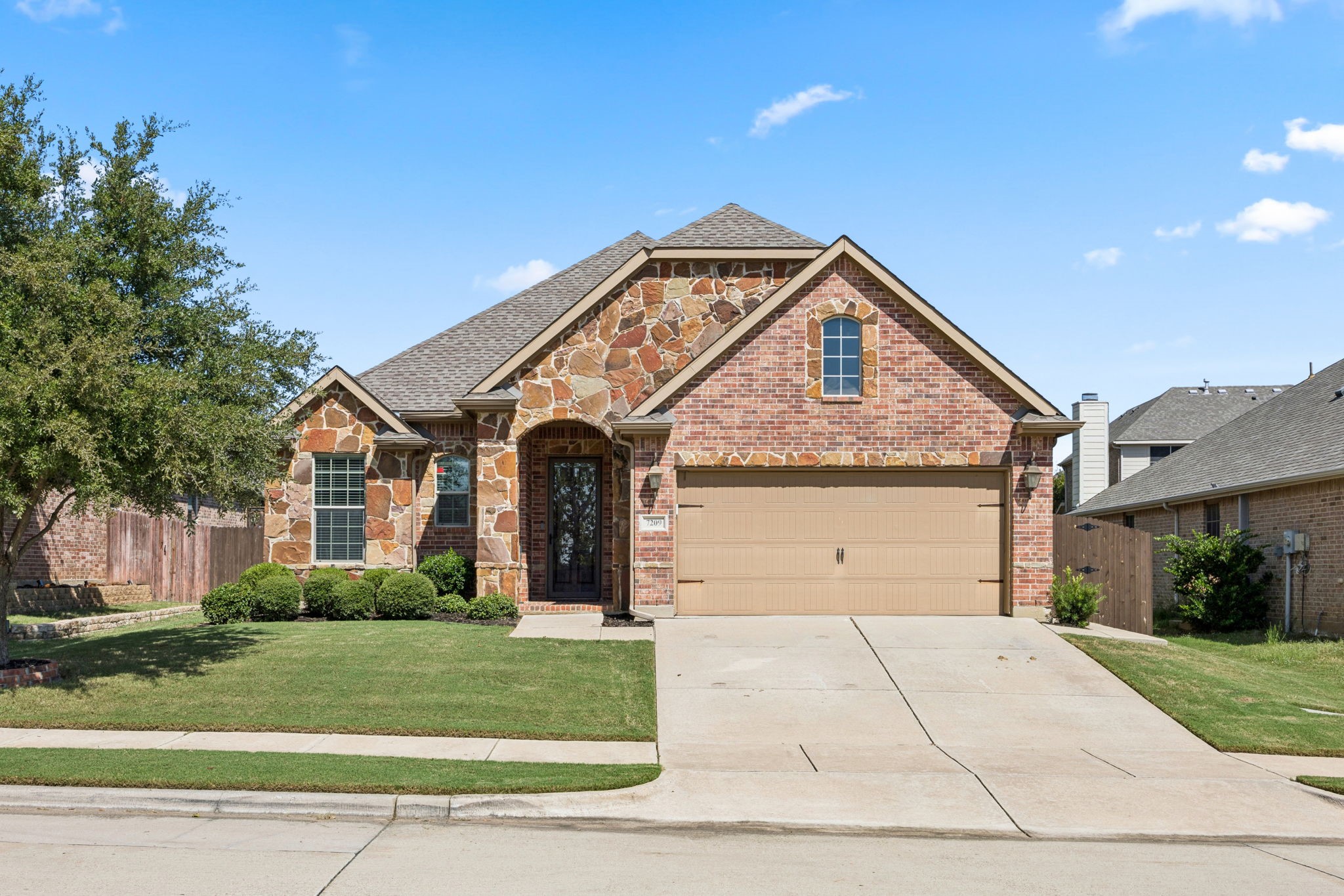 7209 Edwards Rd, For Sale in Denton - eXp Realty