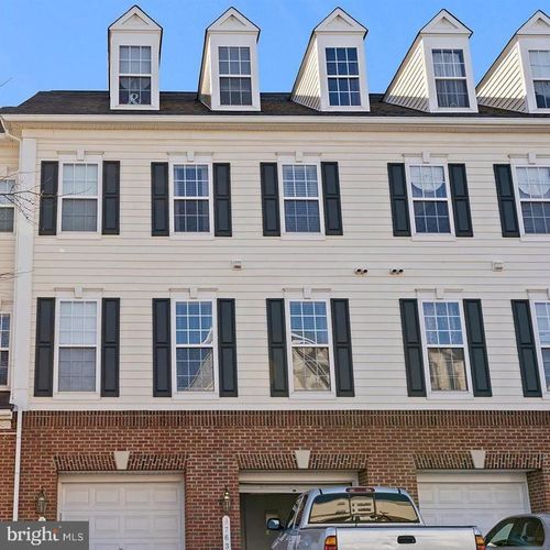 6765 Hampton Bay Ln, GAINESVILLE, VA, 20155-6247 | Card Image