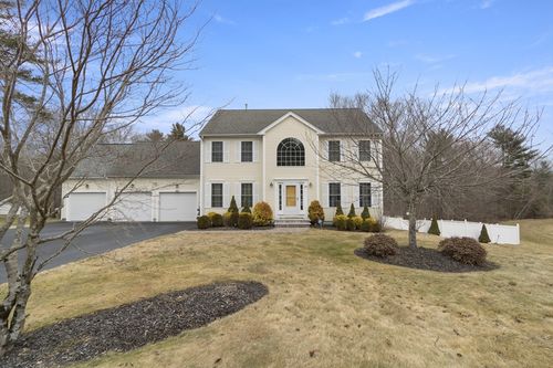 224 Whippoorwill Dr, Raynham, MA, 02767-1199 | Card Image