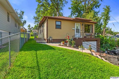 4129 Fort St, Omaha, NE, 68111-1844 | Card Image