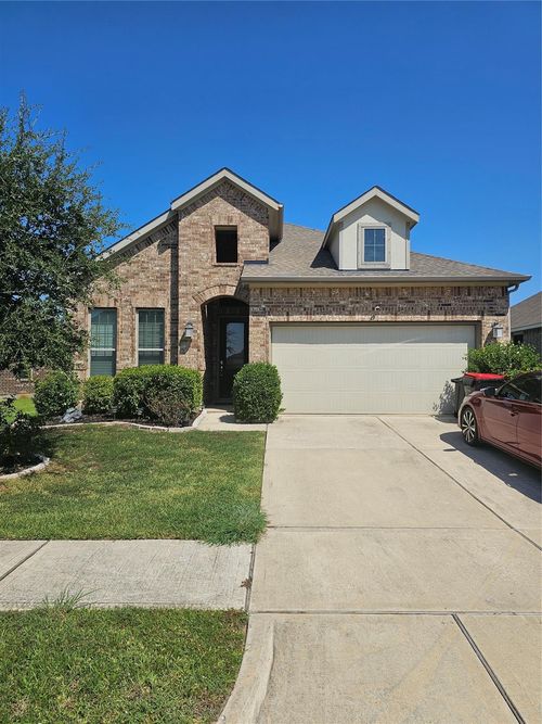 8411 Hunters Cliff Dr, Baytown, TX, 77521-2981 | Card Image