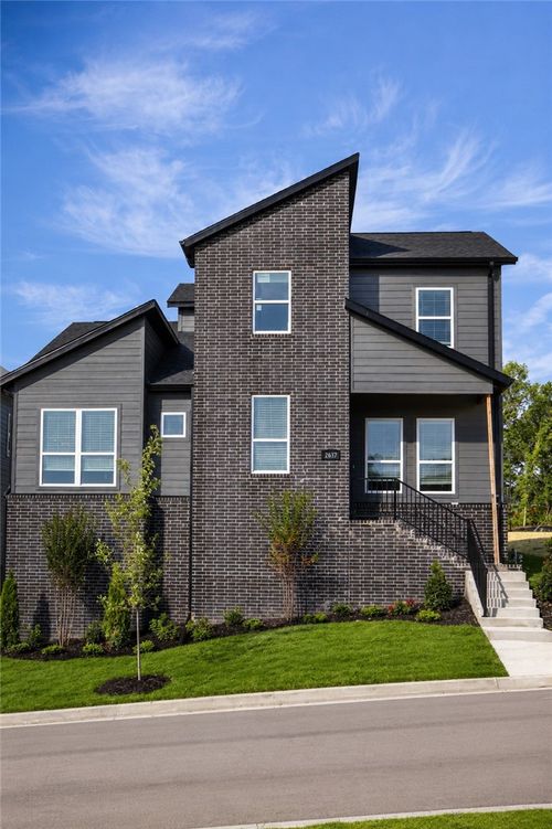 2637 E Livingston Ln, Fayetteville, AR, 72703-5634 | Card Image