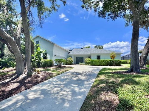 117 Camelot Ridge Dr, Brandon, FL, 33511-8079 | Card Image
