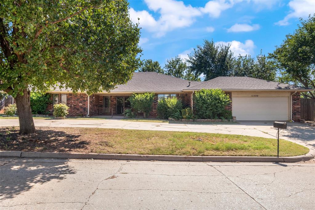 Arrowhead Ter, Oklahoma City, OK 73120
