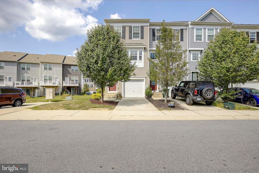 Mountain Laurel Ln, California, MD 20619