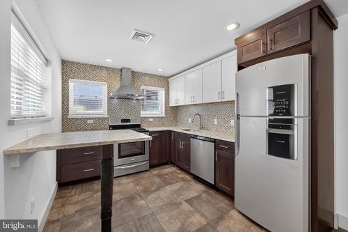 2116 S Beechwood St, PHILADELPHIA, PA, 19145-3408 | Card Image
