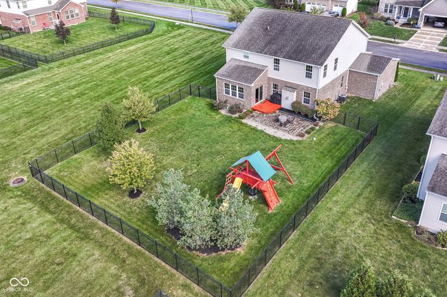 12142 Enmore Park, House other with 4 bedrooms, 5 bathrooms and null parking in Fishers IN | Image 36