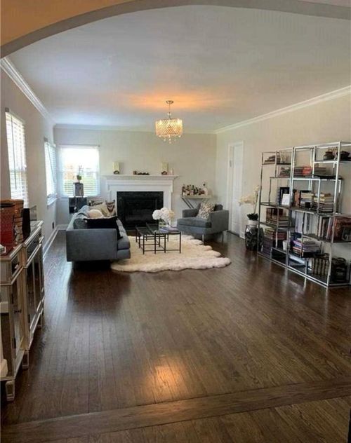 5 Washington Ave, Lawrence, NY, 11559-1802 | Card Image