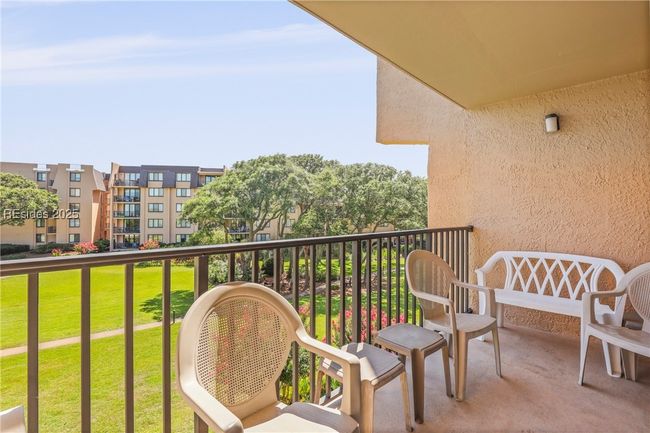APT-3302 - 85 Folly Field Rd, Condo with 2 bedrooms, 2 bathrooms and null parking in Hilton Head Island SC | Image 8