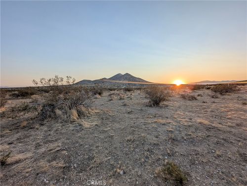 0 70th St, Rosamond, CA, 93560 | Card Image