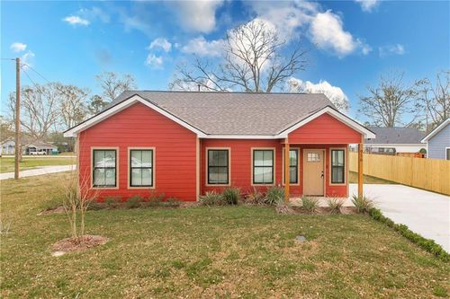 816 Pine St, Bogalusa, LA, 70427 | Card Image