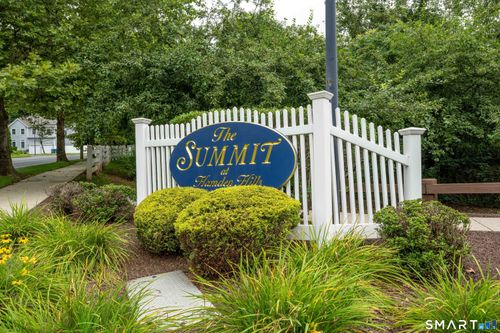 23-25 Hamden Hills Dr, Hamden, CT, 06518-5354 | Card Image