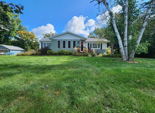 1457644 Durham Dr, Muskego, WI, 53150-3804 | Card Image