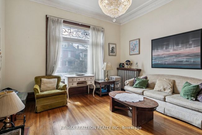 177 Dowling Ave, House other with 8 bedrooms, 3 bathrooms and 2 parking in Toronto ON | Image 14