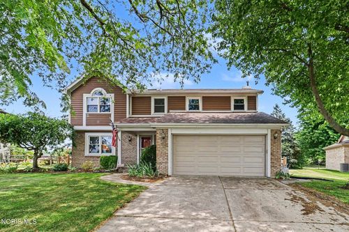 2227 Glenrose Ln, Maumee, OH, 43537-1163 | Card Image