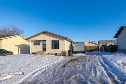 4910 53 Ave, Kitscoty, AB, T0B2P0 | Card Image