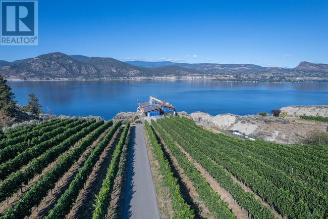 2185 Naramata Rd, House other with 3 bedrooms, 5 bathrooms and 1 parking in Naramata BC | Image 4