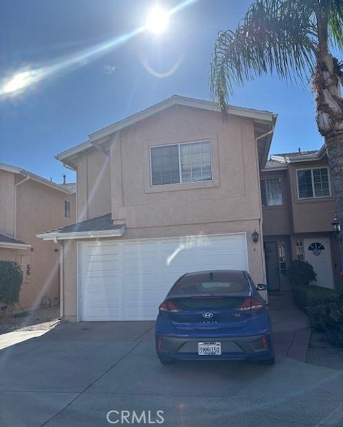 a-9217 Cedros Ave, Panorama City, CA, 91402-1235 | Card Image