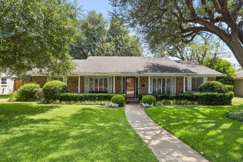 3240 Chapel Downs Dr, Dallas, TX, 75229-5835 | Card Image