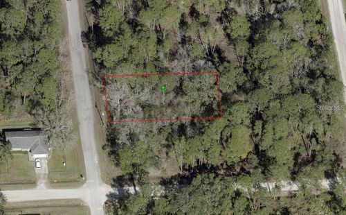 2221 8th Ave, DELAND, FL, 32724-1814 | Card Image