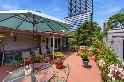 4s-3648 Peachtree Rd Ne, Atlanta, GA, 30319-1244 | Card Image