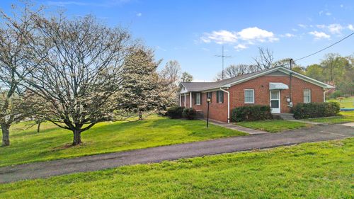 7300 Ball Camp Pike, Knoxville, TN, 37931-3541 | Card Image