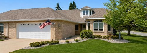 5690 Dunlap Ave N, Shoreview, MN, 55126-5634 | Card Image