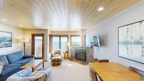 5-7192 W Highway 61, Tofte, MN, 55615 | Card Image