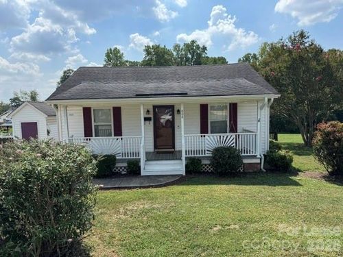 808 Caldwell St, Belmont, NC, 28012-3412 | Card Image