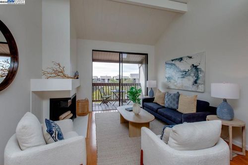 apt-475-2101 Shoreline Dr, Alameda, CA, 94501-6250 | Card Image