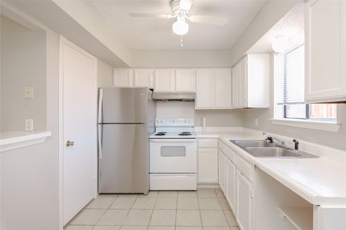 d-2813 Wimbledon Court, Garland, TX, 75041 | Card Image