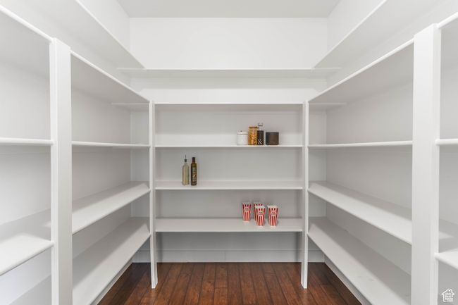 View of pantry | Image 21
