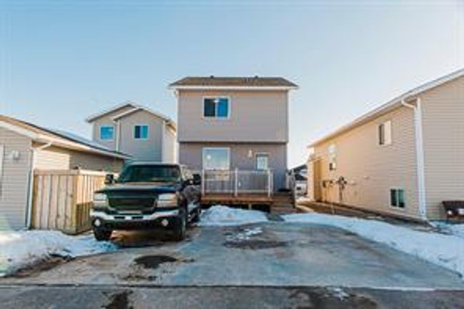 8852 96 Ave, House detached with 3 bedrooms, 2 bathrooms and 2 parking in Grande Prairie AB | Image 46