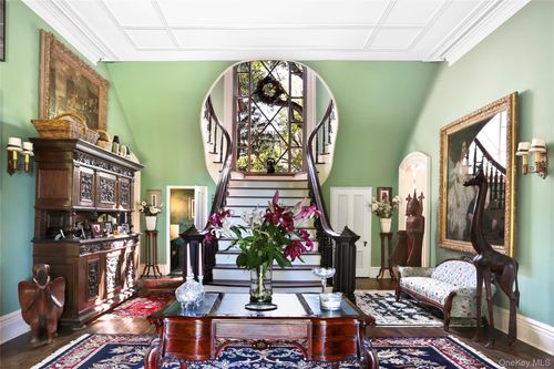 1070 Route 9d, Garrison, NY, 10524-3642 | Card Image