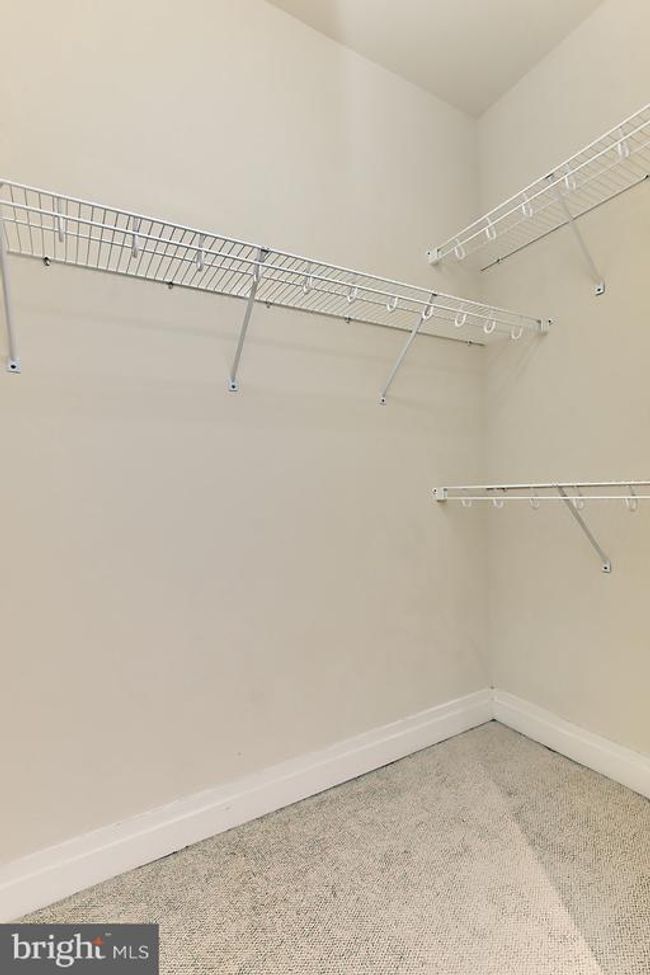 APT-302 - 8220 Crestwood Heights Dr, Condo with 1 bedrooms, 1 bathrooms and null parking in MCLEAN VA | Image 28