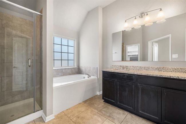 2099 Positano Loop, House other with 3 bedrooms, 2 bathrooms and 2 parking in Bryan TX | Image 17