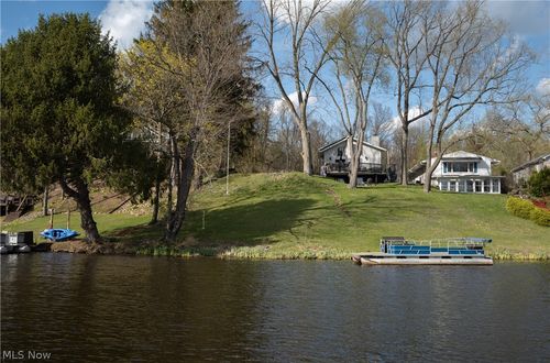 73 Cherry Dr Nw, North Canton, OH, 44720-5301 | Card Image