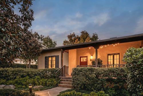 1436 Laguna St, SANTA BARBARA, CA, 93101-1211 | Card Image