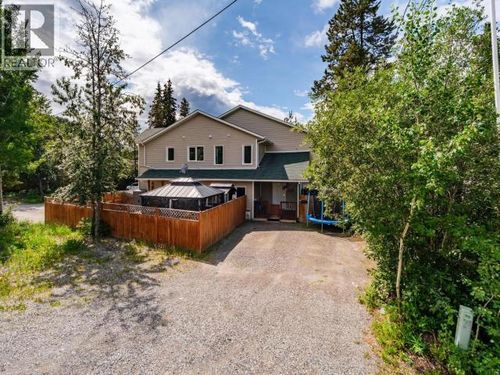 1109 Centennial St, Whitehorse, YT, Y1A3Z1 | Card Image