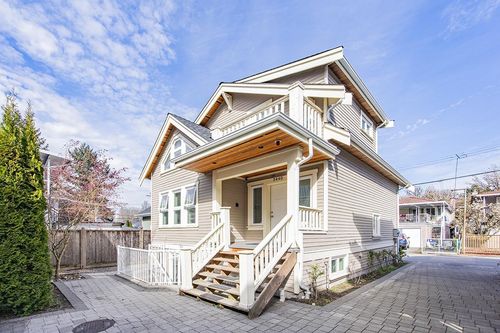 5440 Rhodes St, Vancouver, BC, V5R3N9 | Card Image