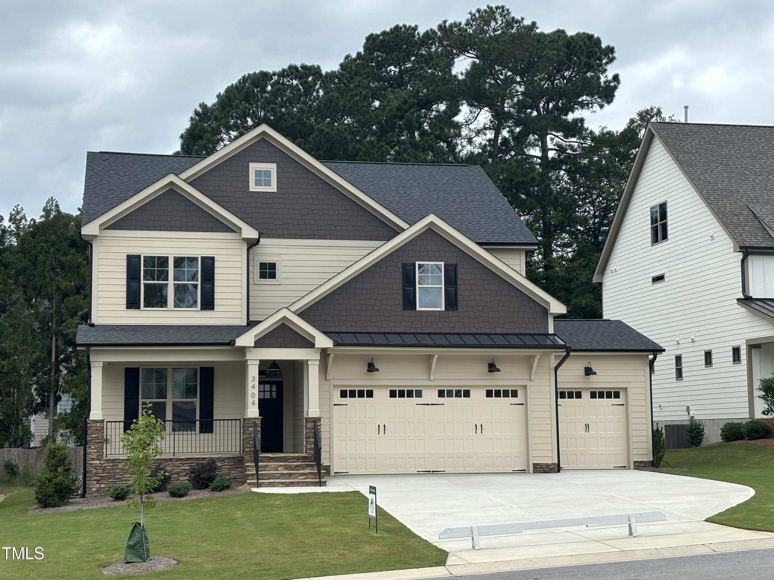 Amelia Grace Dr, Fuquay Varina, NC 27526