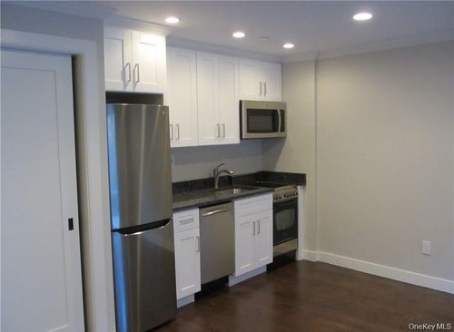 apt-3-17 Cedar St, Dobbs Ferry, NY, 10522-1725 | Card Image