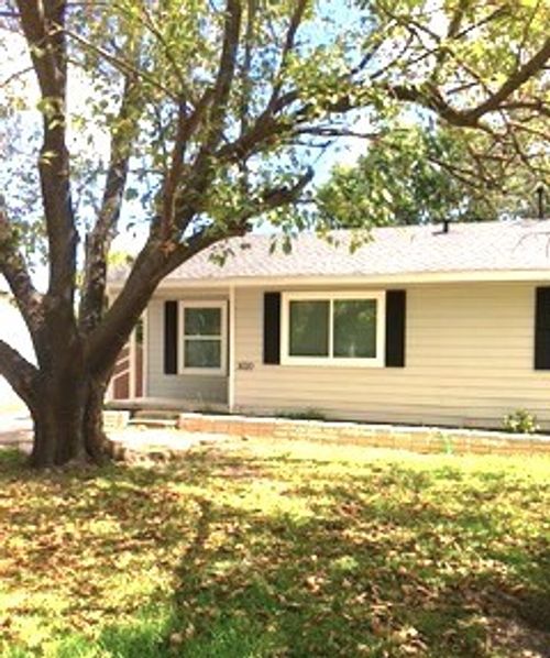 3020 Ballinger Dr, Garland, TX, 75041-2719 | Card Image