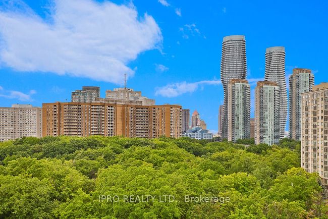 1002 - 1320 Mississauga Valley Blvd, Condo with 3 bedrooms, 2 bathrooms and 2 parking in Mississauga ON | Image 26