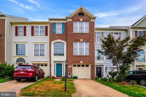 14197 Madrigal Dr, WOODBRIDGE, VA, 22193-5952 | Card Image