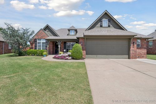 921 75th St, Broken Arrow, OK, 74014-7314 | Card Image